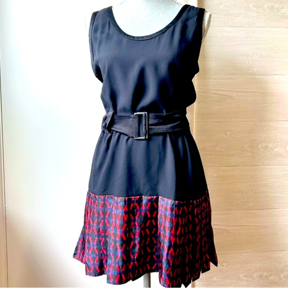 Nwt Mimi Liberté Sleeveless Dress w/Pleats